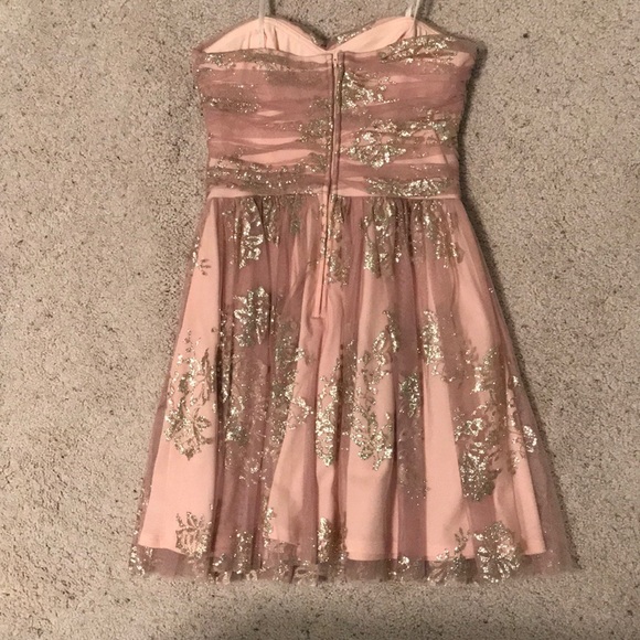STRAPLESS SHORT PROM DRESS - Picture 2 of 2